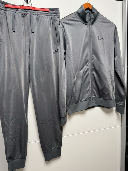 Vand trening Emporio Armani original, masura L