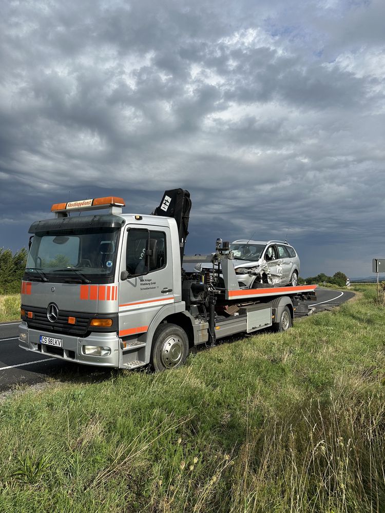 Tractari auto Baile Herculane/toplet/domasnea/bozovici/plugova