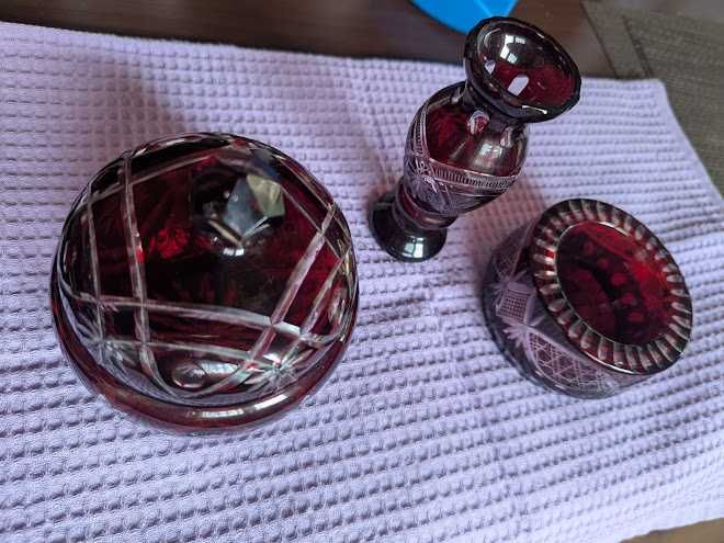 Set 3 obiecte cristal rosu Bohemia
