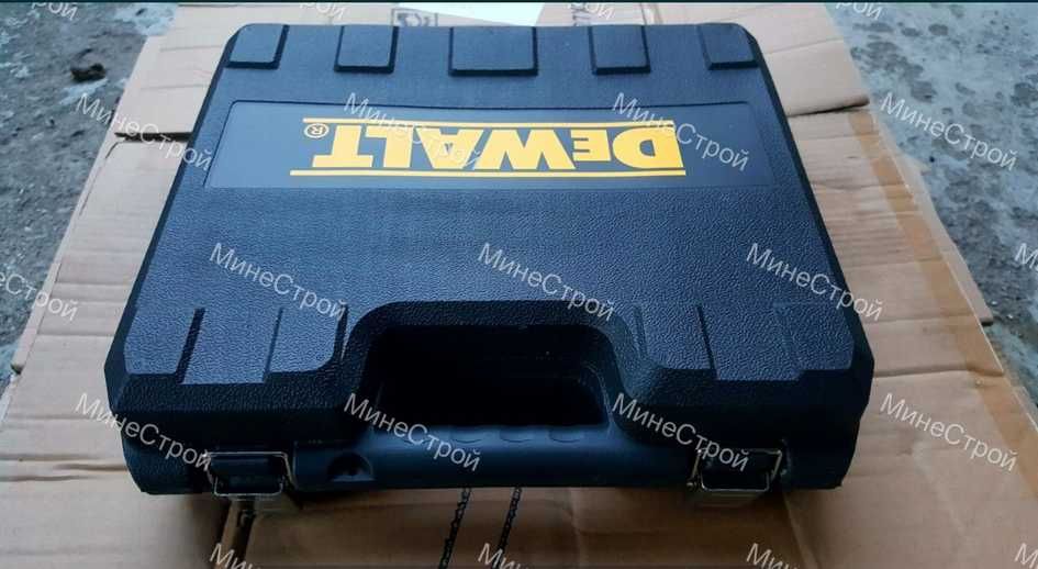 Акумулаторен ударен винтоверт DeWalt 24V с 2 батерии 5Ah Девалт