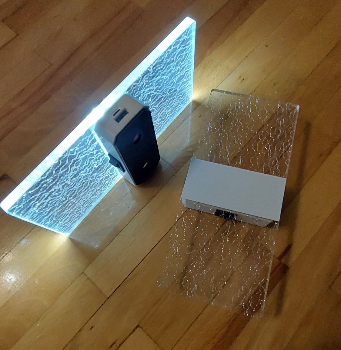Set 2 x Aplică de perete reîncărcabilă prin USB, fără fir