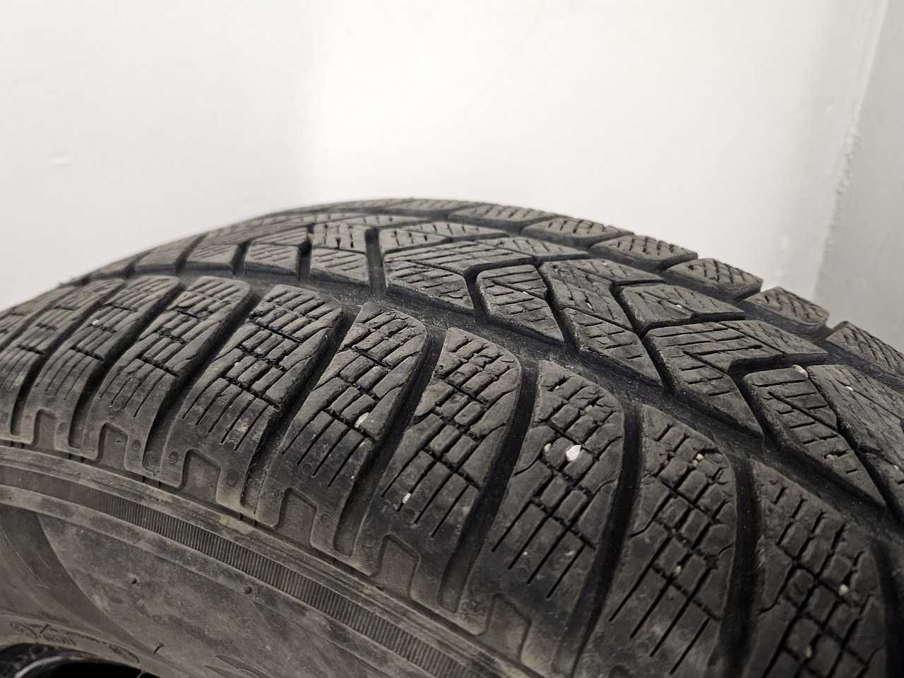 Зимни гуми Pirelli Scorpion 235/65/18 4бр.