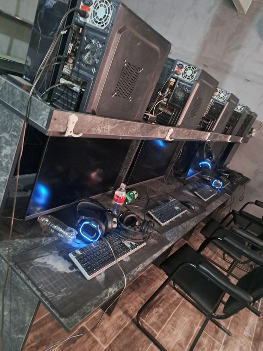 Igravoy kompyuter (mebellari bilan)