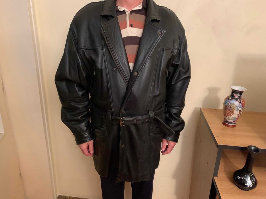 Haina piele neagra, moale, calitate exceptionala, marimea XL