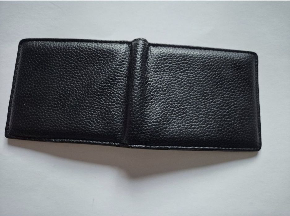 Portofel barbatesc Avon negru