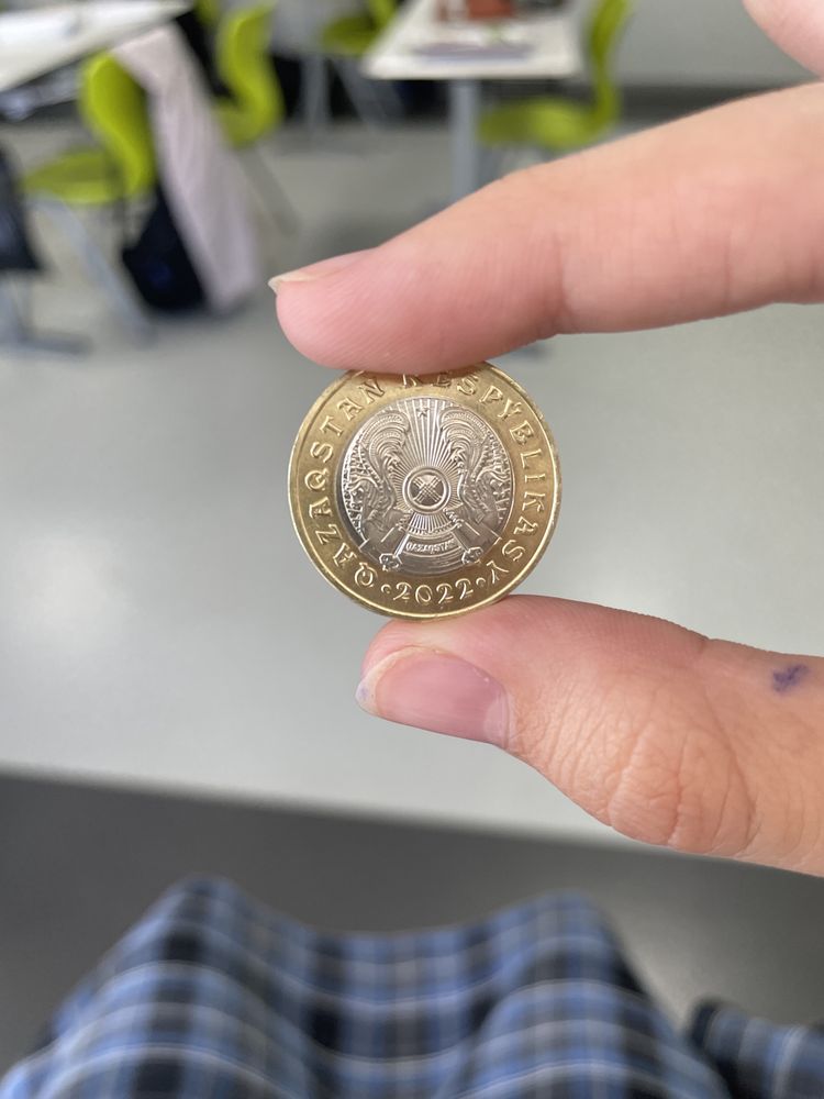 коллекционная монета 100 тг