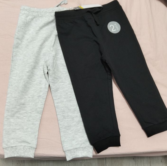 Set pantaloni trening
