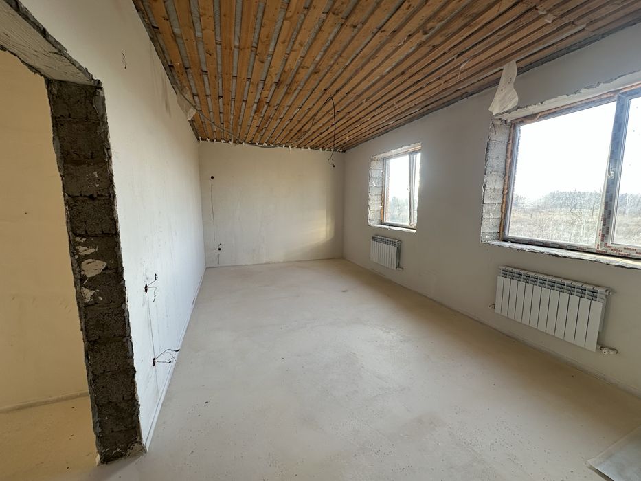 Продаётся дом 12×14 м! Стены: керамзитоблок + облицовочный кирпич.