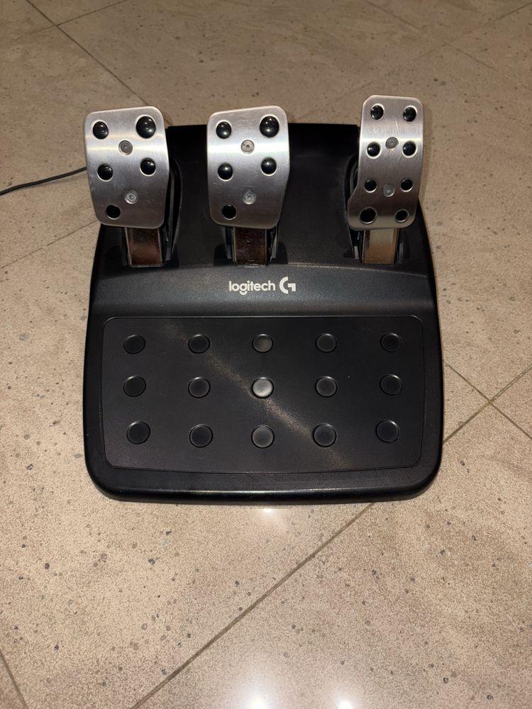 Волан и педали Logitech G29 + Shifter