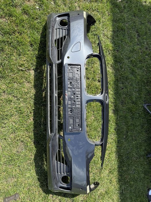 Bară față originală bmw f30 2013 cod culoare B39