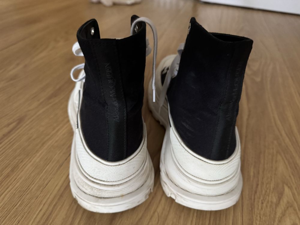 Кецове Alexander McQueen Chunky hi-top
