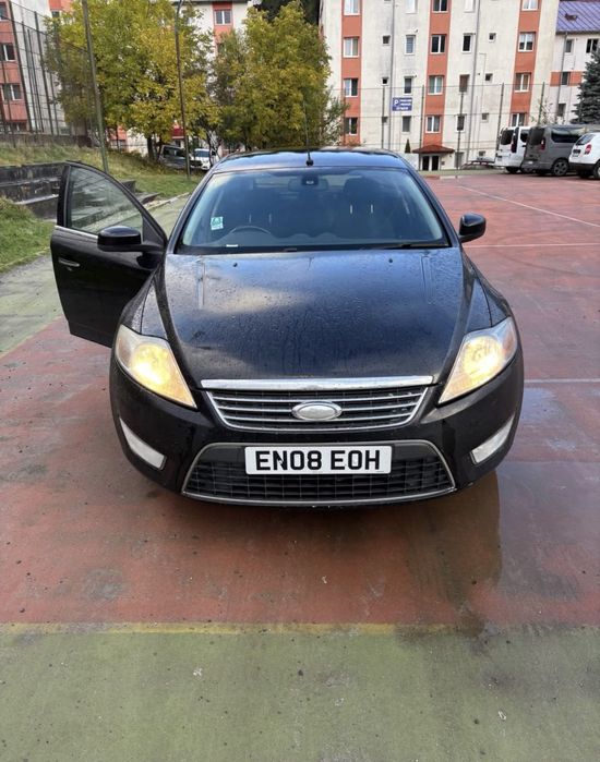 Dezmembrez Ford Mondeo Ghia 2.0 2008