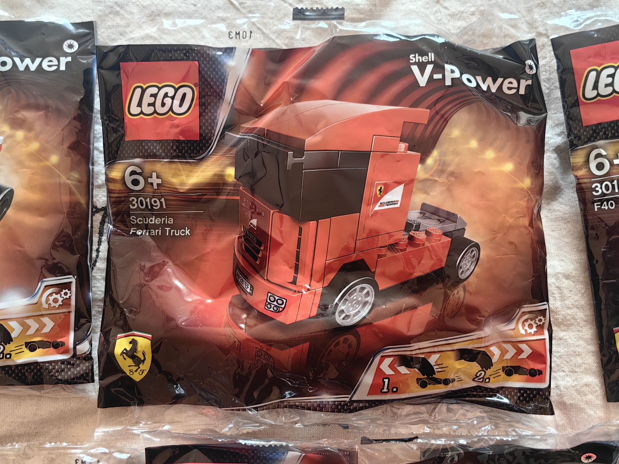 Чисто нова колекция от Lego/Лего Ferrari
