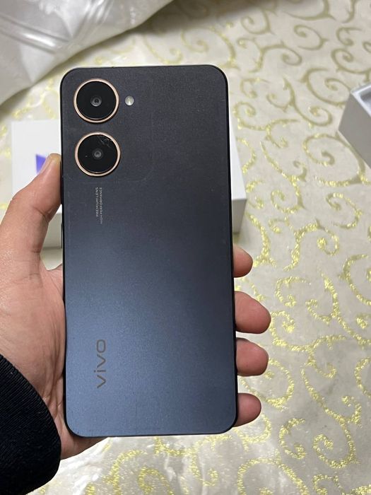 Vivo Y03 sotiladi 4/128Gb