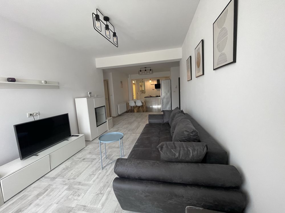 Inchiriez apartament 2 camere central