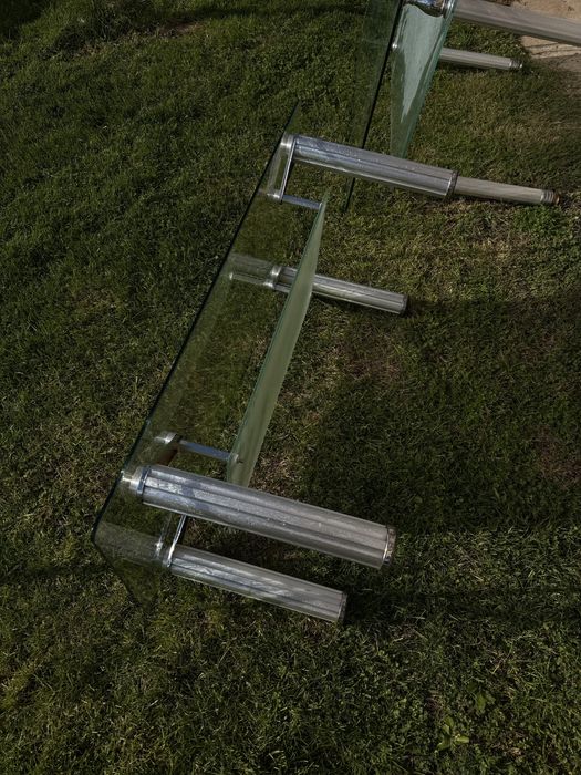 Продавам комплект трапезна и холна маса