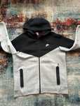 Nike tech fleece