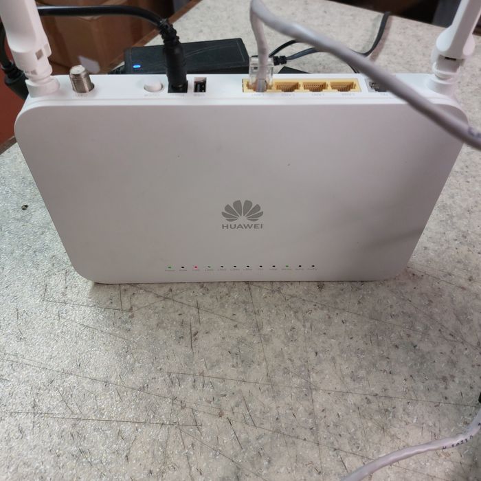 Router GPON Huawei HG8147X6