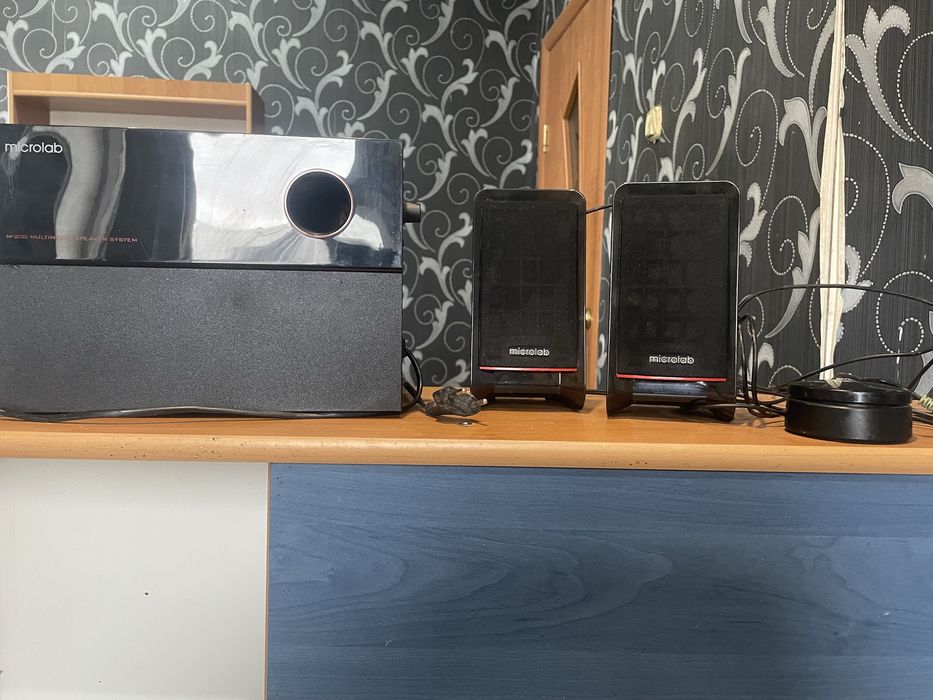 Колонки Микролаб м 200