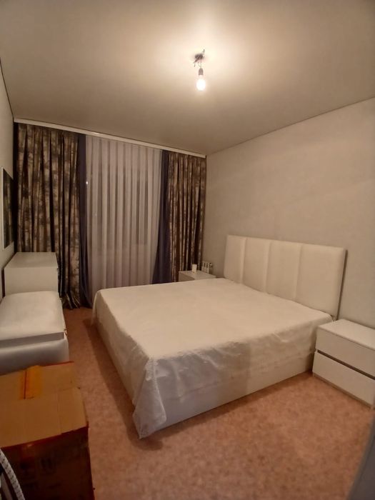 Продам спальную гарнитуру