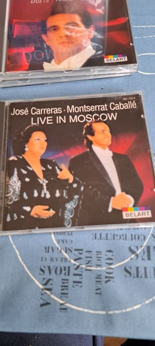 12 диска/CD с Pavarotti , Domingo , Carreras