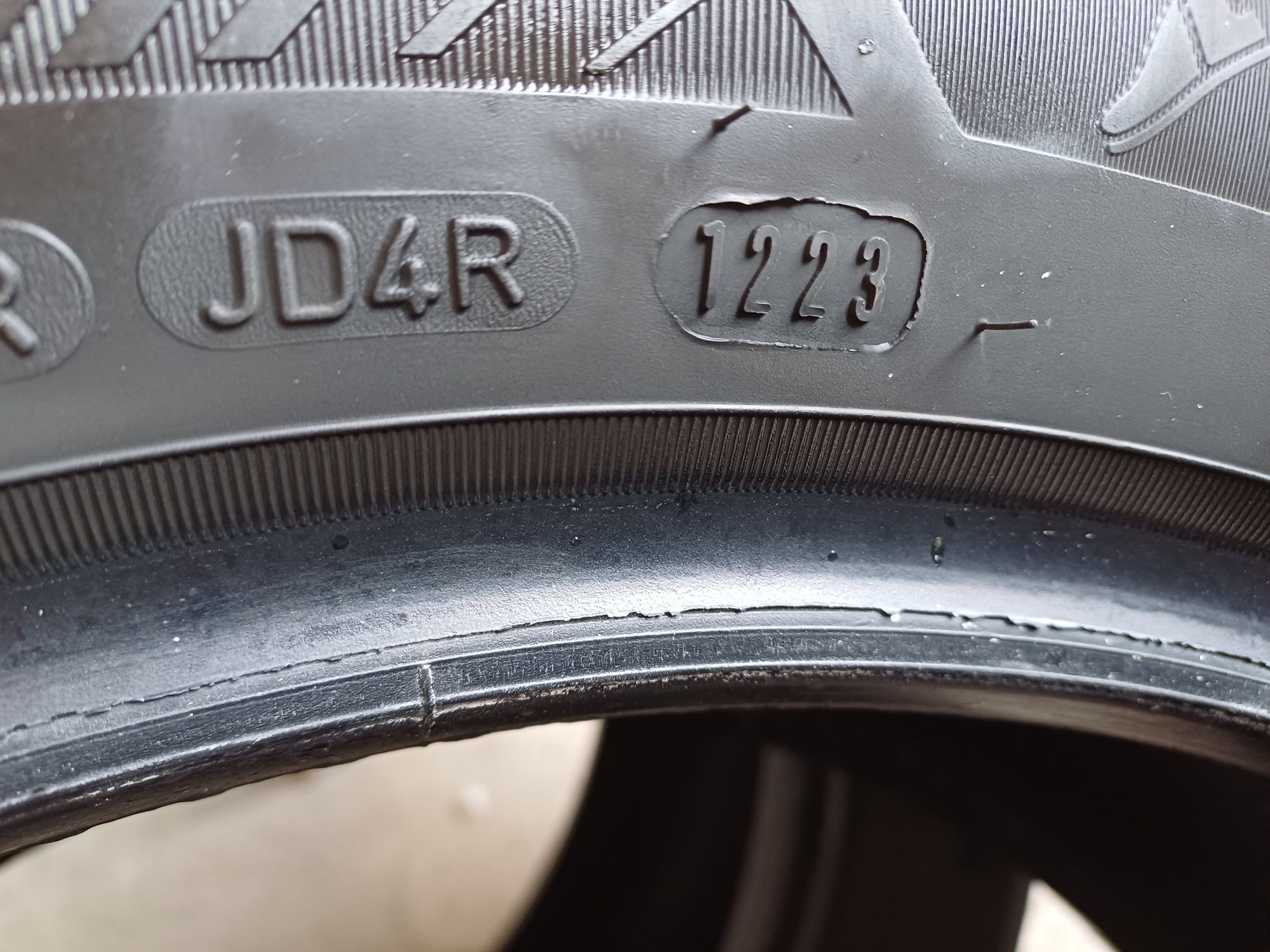 Гуми 215/55/17 Гудиар