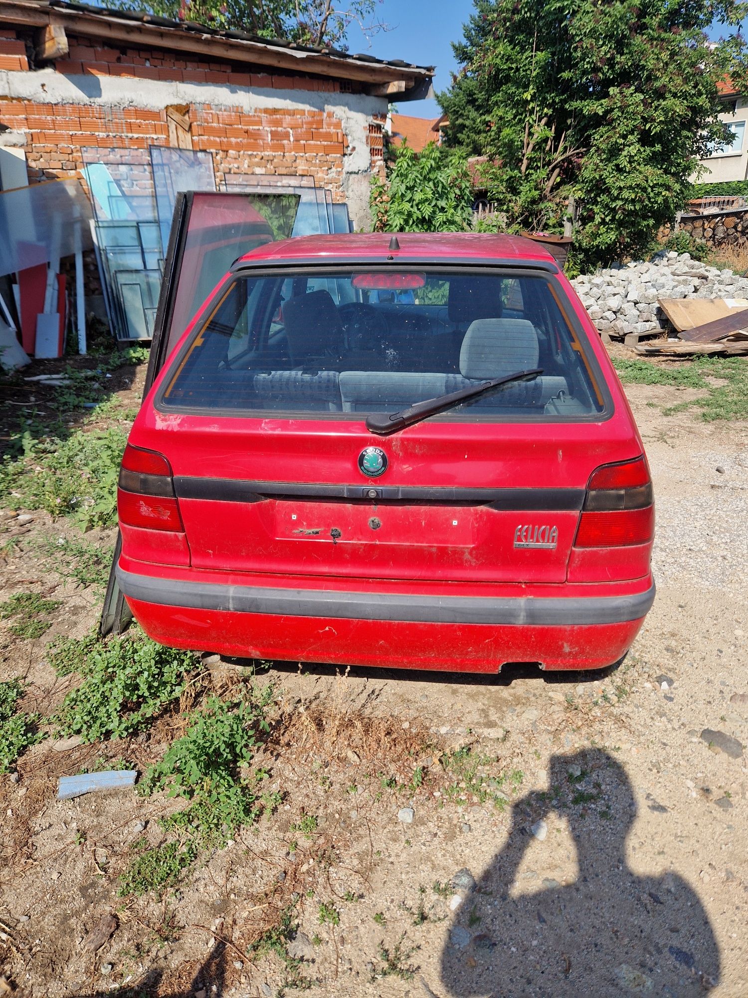 Продавам Шкода Felicia на частни