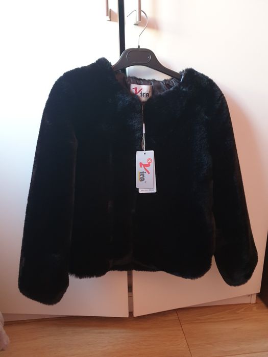 Haina blana s nouă