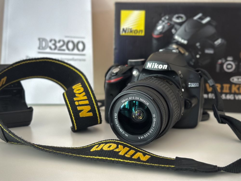 Nikon D3200 18-55 VR II Kit + чанта