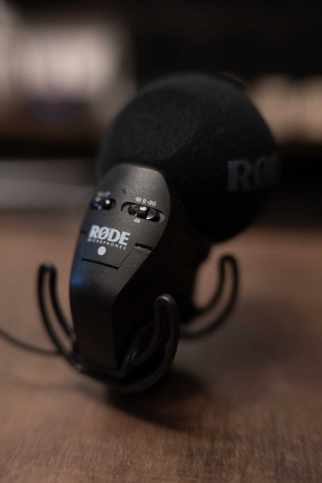 Microfon profesional DSLR Mirrorless Rode VideoMic Pro Rycote Black