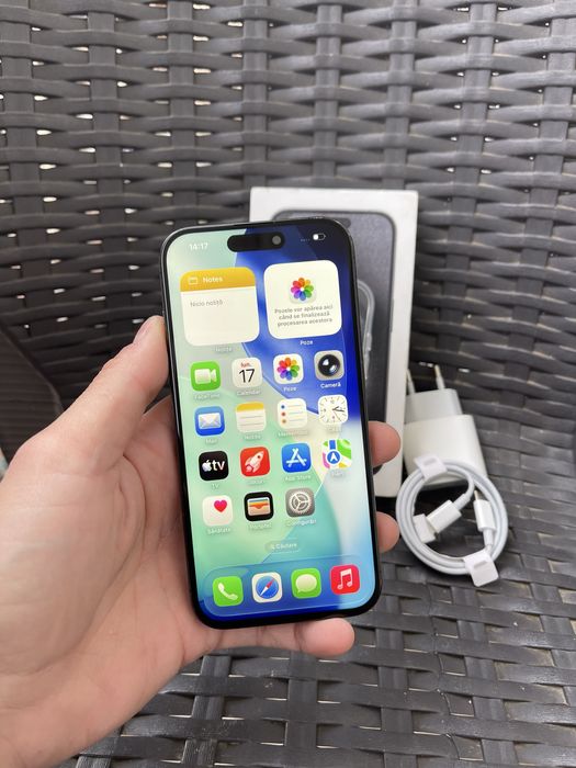 • Iphone 15 Pro •  512gb •