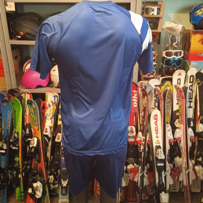 Детски футболни екипи