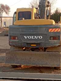 Volvo 130 sotladi 40000$