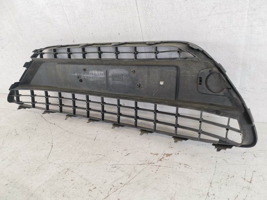 Предна решетка Форд Фиеста 6 / Ford Fiesta 6 [ - ] Оригинална, в добро