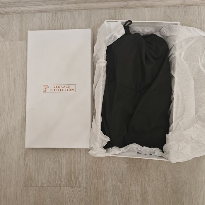 Pantofi de piele Versace