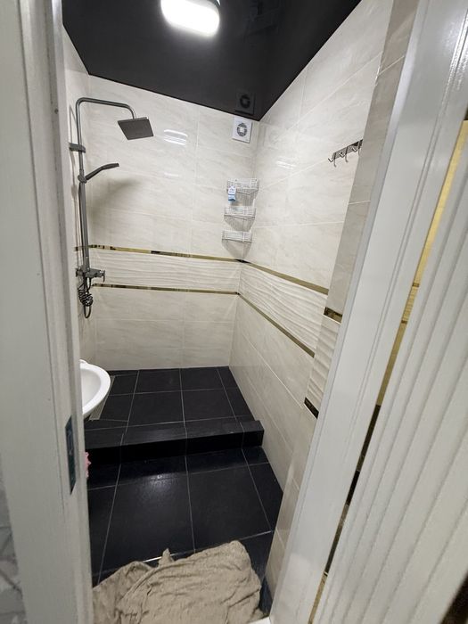 2 хонали 2 та бир жойда жойлашган квартиралар ижарага берилади