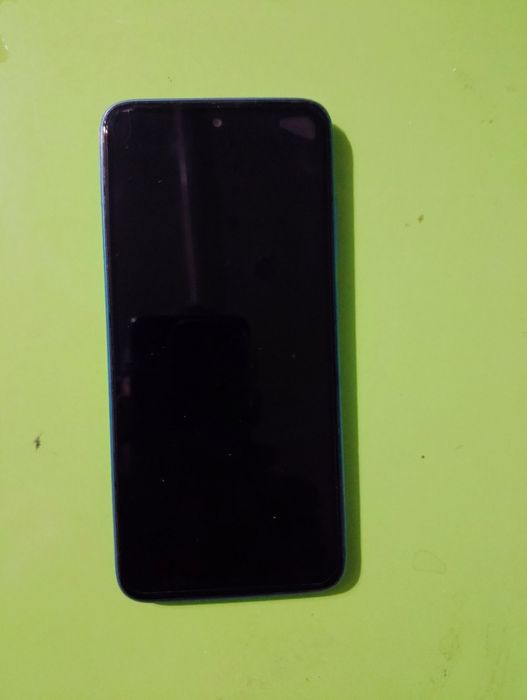 red mi 10, 4/64 телефони сотилади.