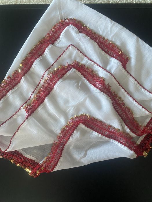 Кърпа, забрадка за носия