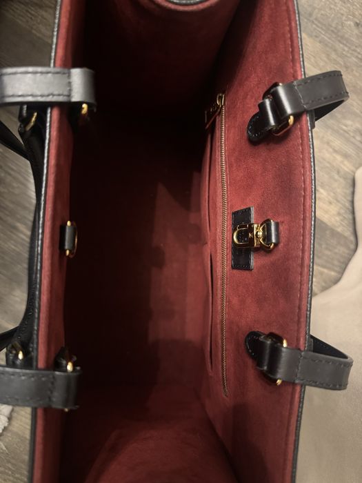 Оригинална дамска чанта Louis Vuitton