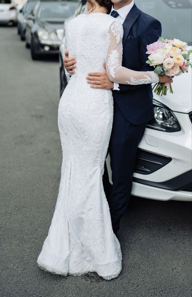 Rochie mireasă unicat - eleganță și rafinament pentru o zi de poveste
