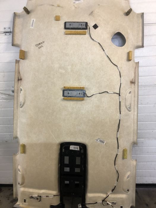 plafon material  volkswagen touran - motorina 2012