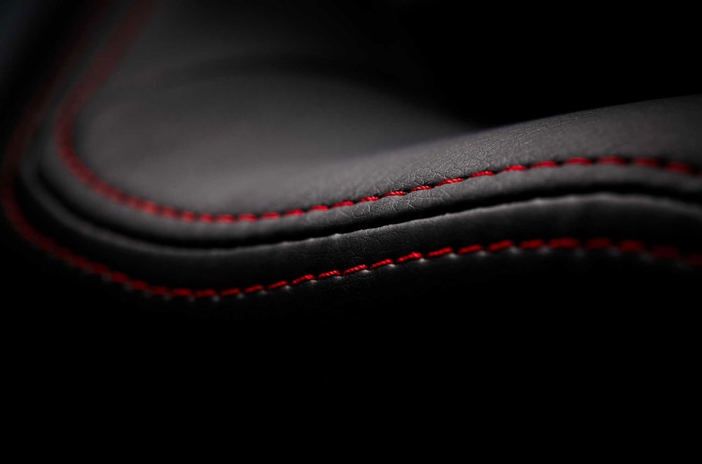 Игровое кресло HyperX STEALTH—ПУ кожа, 4D подлокотники