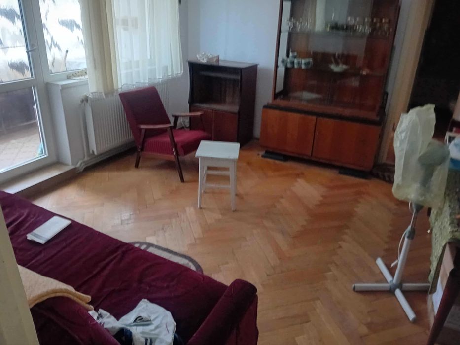 Apartament 2 cam ultracentral 50mp etaj 2 centrala termica termoizolat