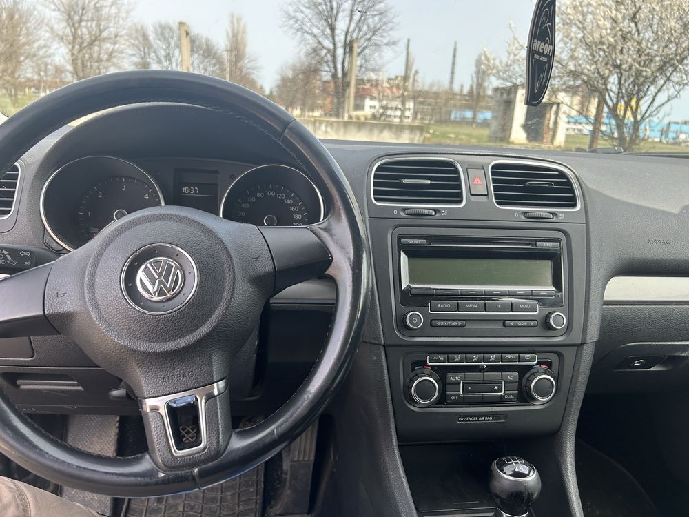 Vw Golf 6 1.6 avariat