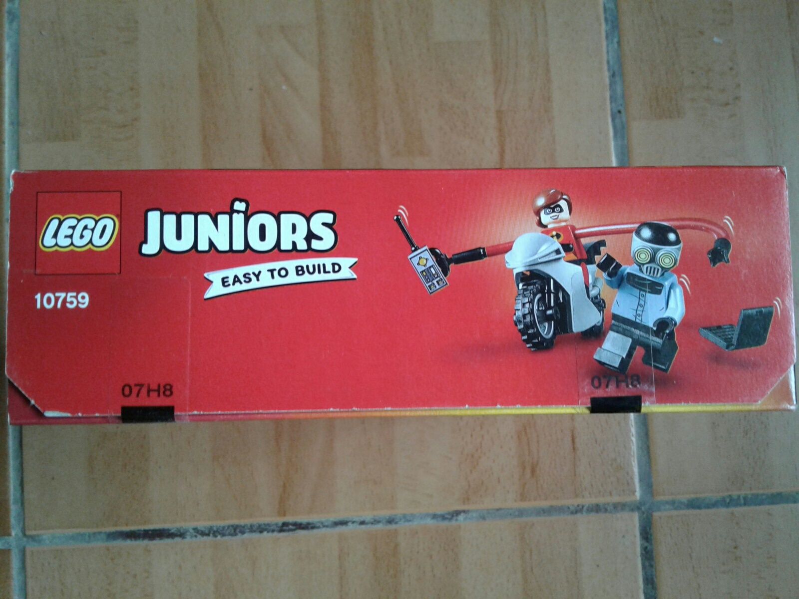 Lego Juniors 10759 Elastigirl si urmarirea pe acoperis, nou, sigilat