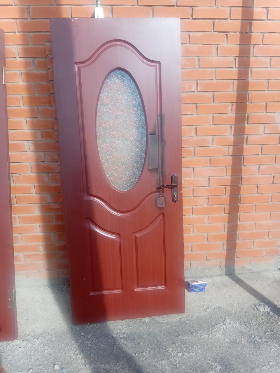 продаю двери поштучно