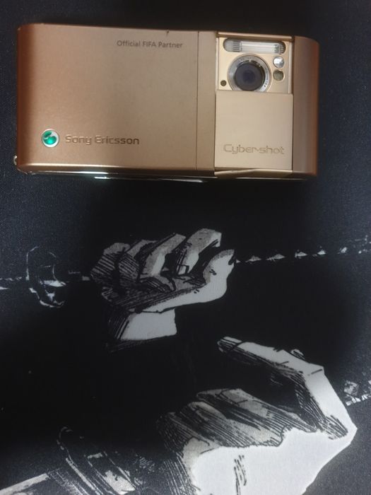 Assalom alekum Telefon Sotiladi Original Sony Ericsson Cyber shot Gold