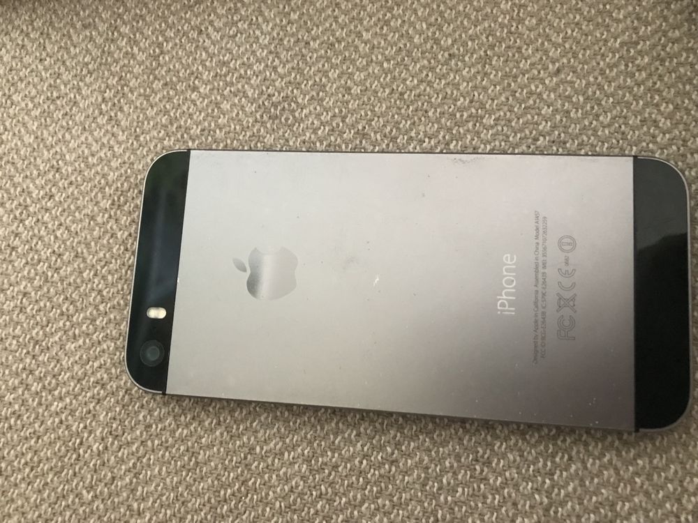 Iphone 5S space grey