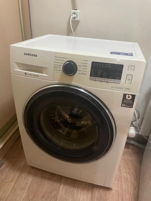Продам стиральную машину