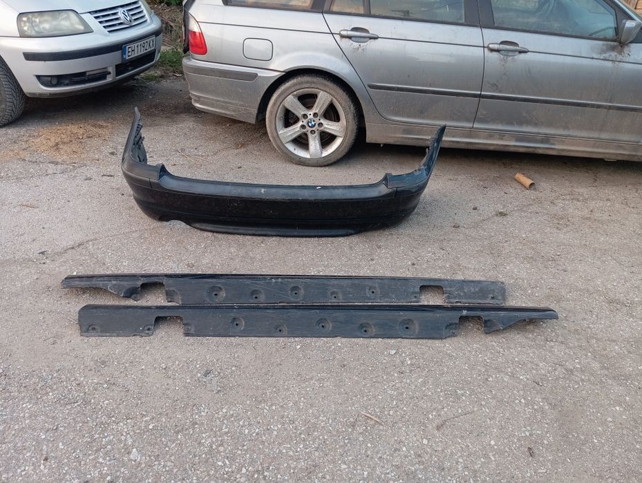 Продавам задна М броня и М прагове за Е46 комби